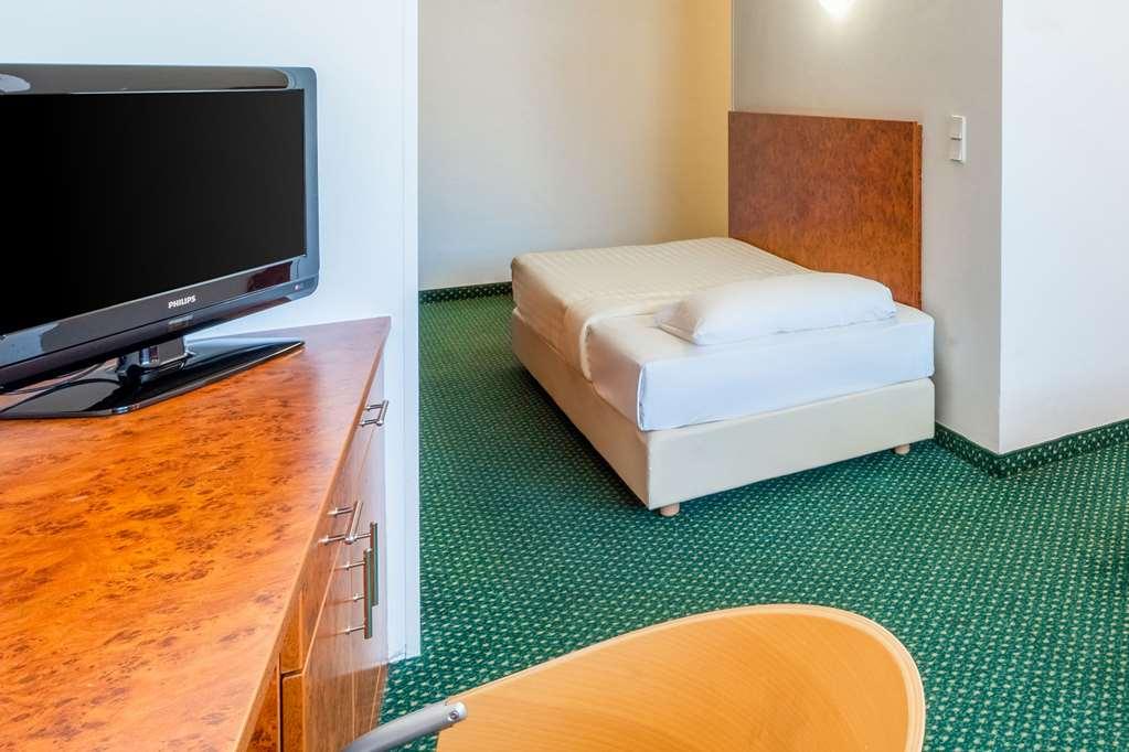 Star Inn Hotel Premium Graz Habitación foto